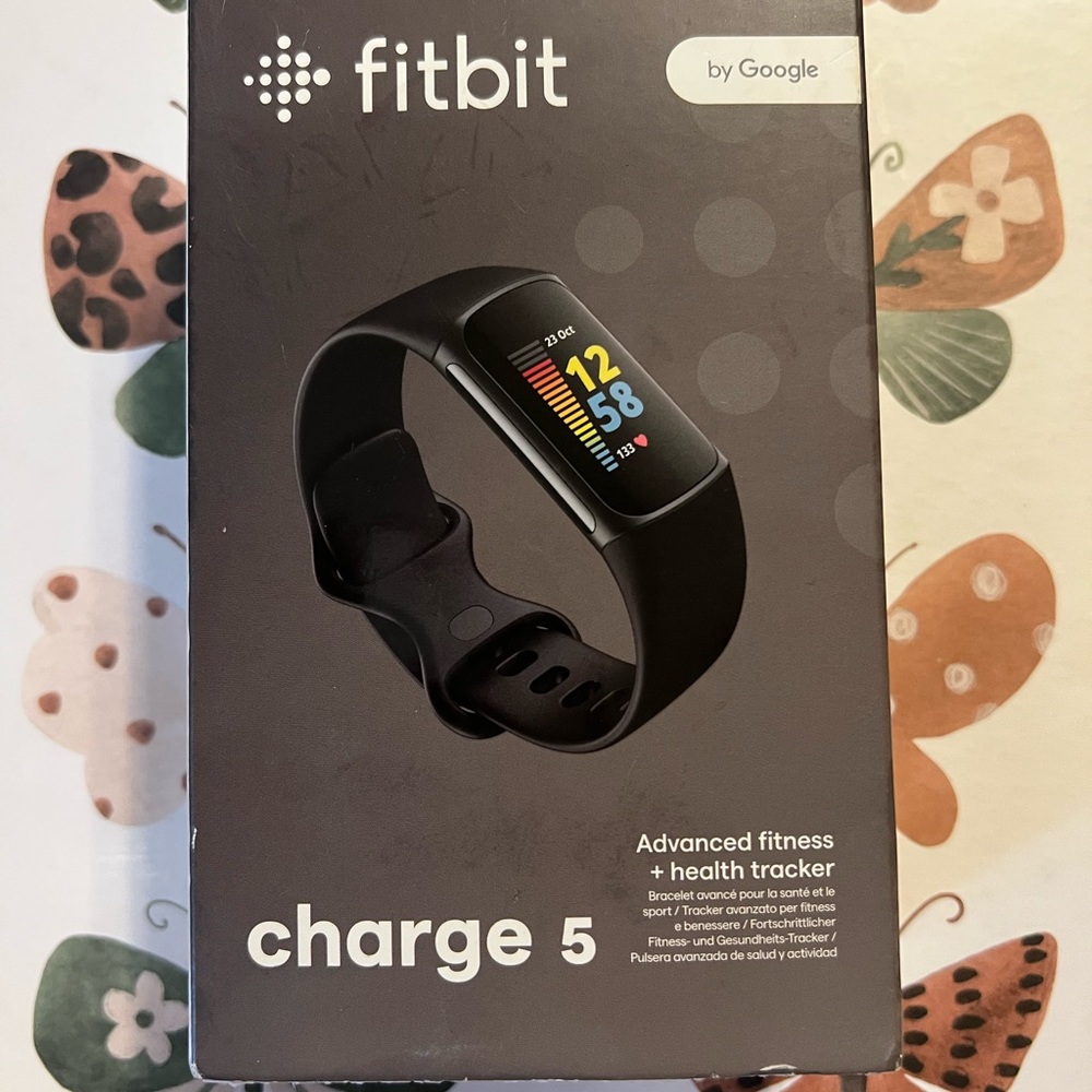 Fitbit Charge 5